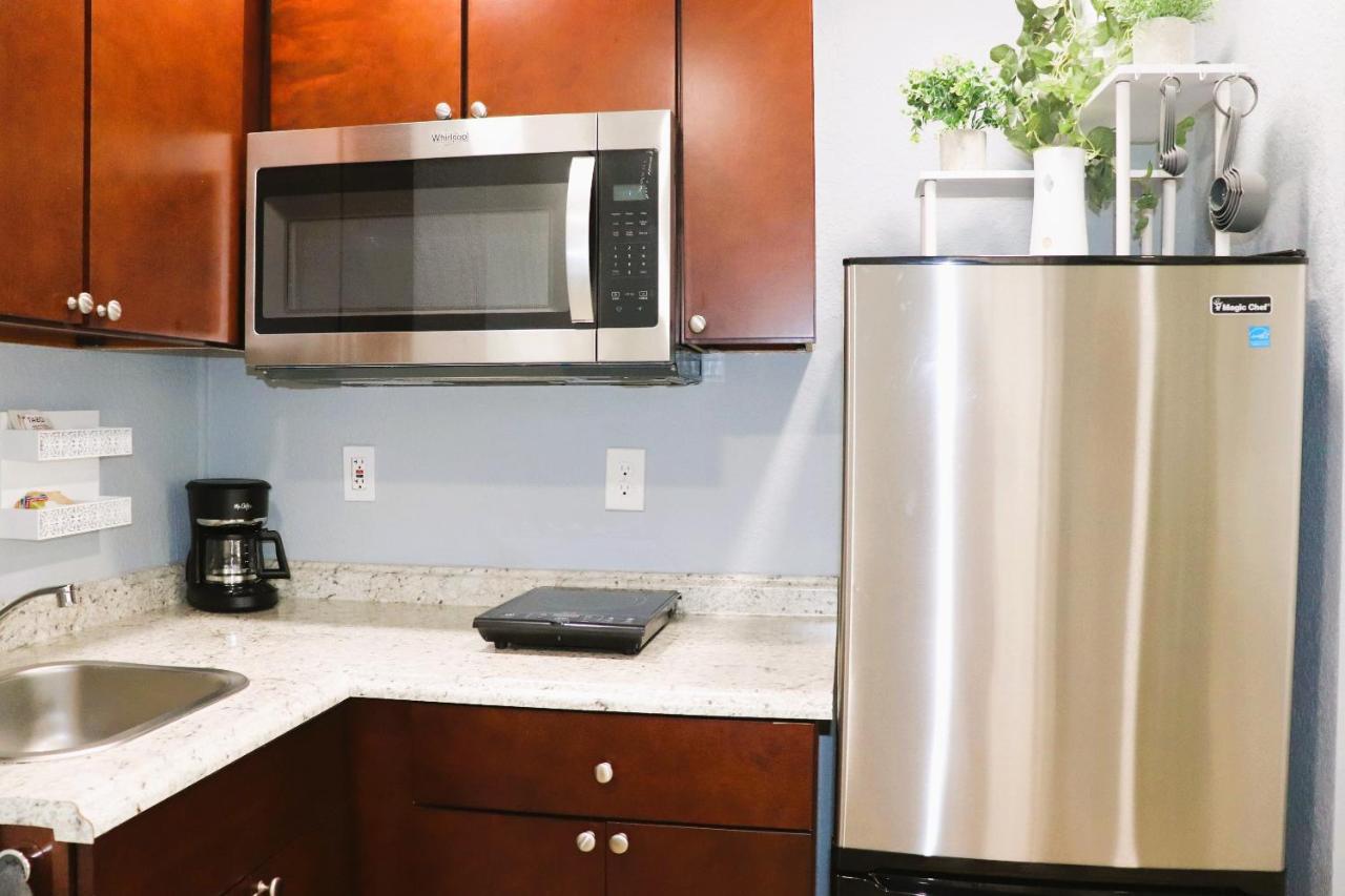 Luxury Studio Suite Close To Tampa Airport Exterior foto